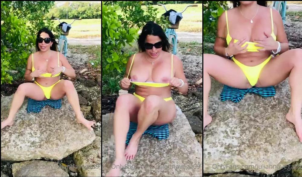 juliannavega69 02 02 2021 2023114135 enjoy papi