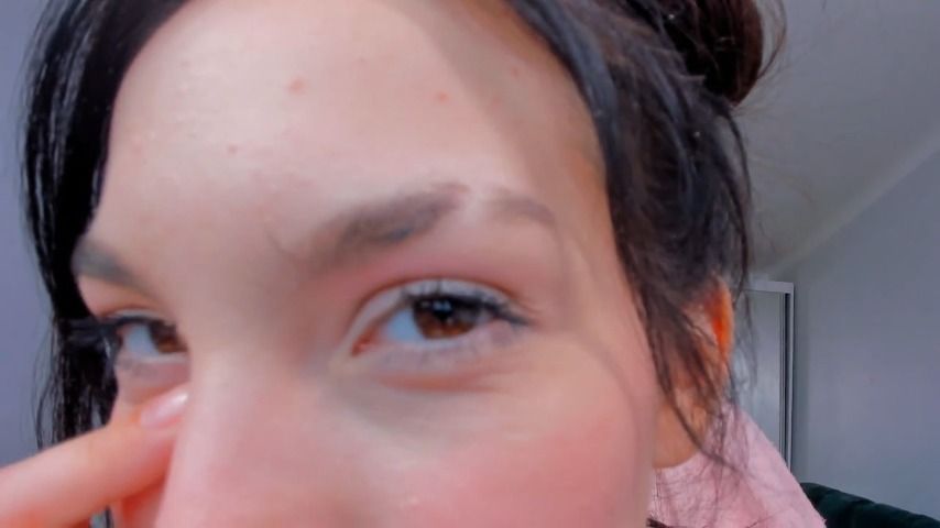 POV closeup face eye contact - Jan 13, 2023