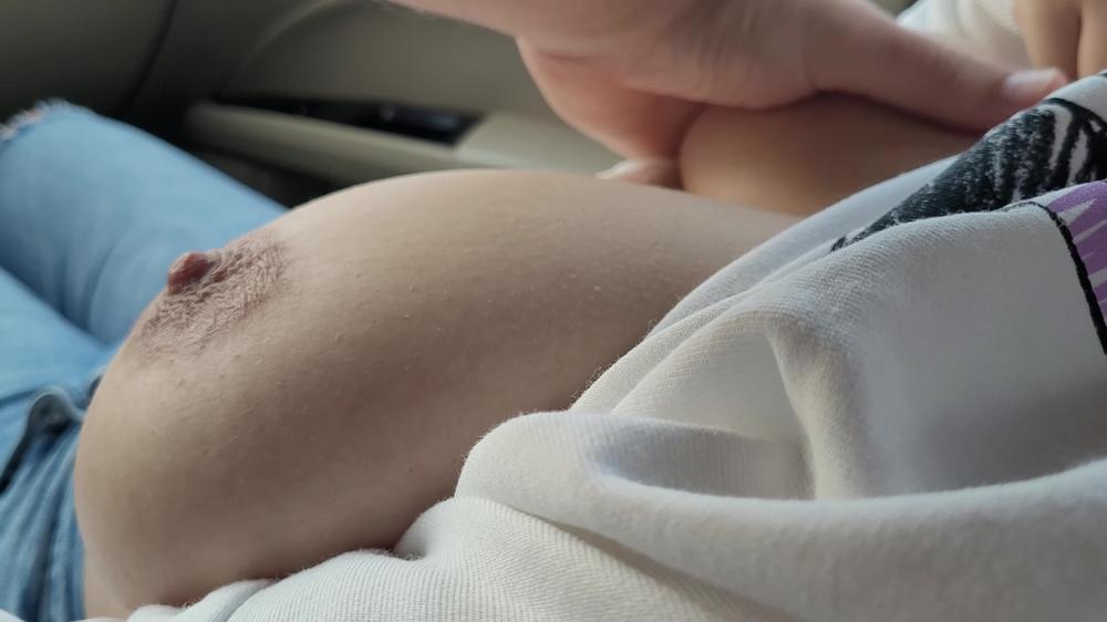 TinsyAsssGroping - Teasing Uber Driver With My Big Boobs And Ass In Tight Jeans