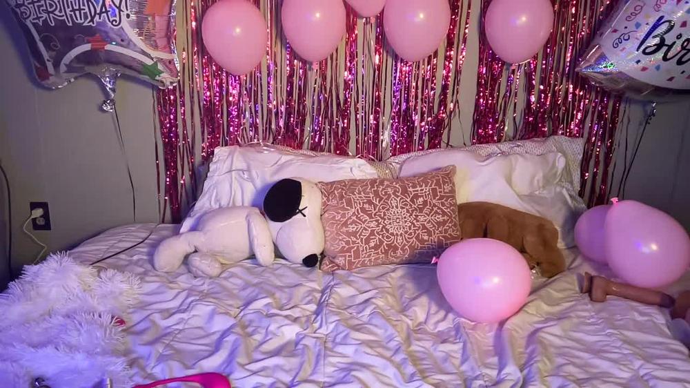 Charlottemae - Bday Stream Pt 6 - Manyvids