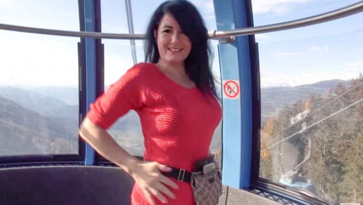 Alexandra Wett Public Extreme Anal Fuck In The Gondola