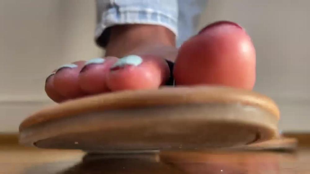 Giantess Flip Flops