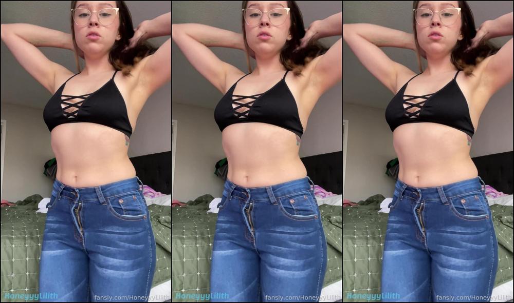 HoneyyyLilith 2021-12-03 at 19-15 Fansly (HoneyLilith)