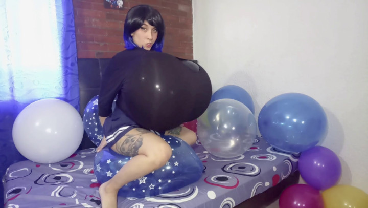 BIG BALLOONS' TITS HARD  SLOWLY RIDING  B2P + SHARP PIN - August 02, 2023