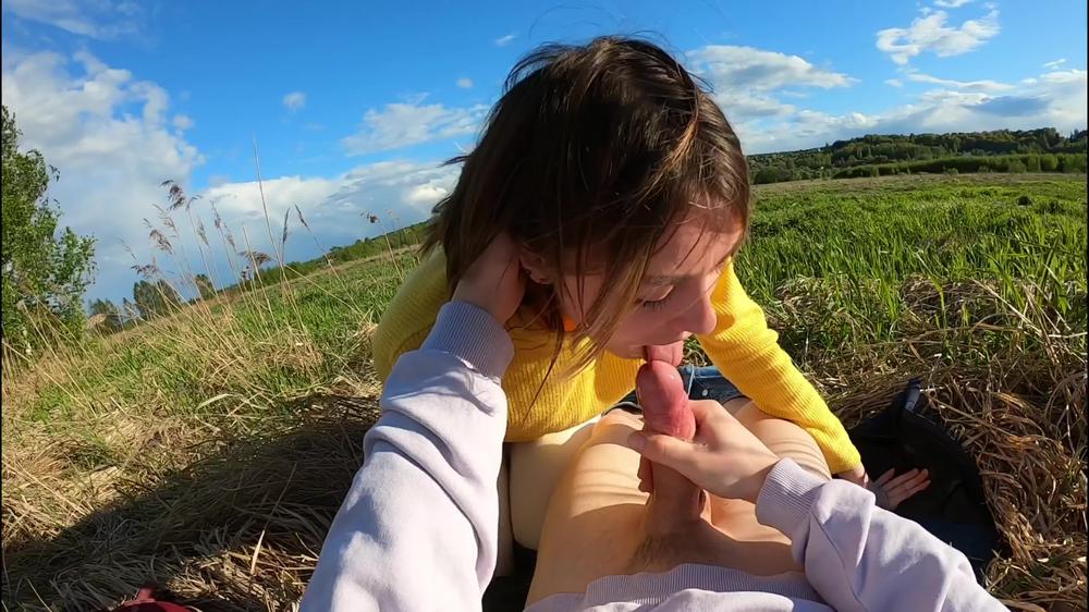 Spookyboogie - Oral Creampie For Young Girl Outdoors 4K - Ma