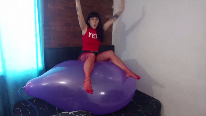 PUMP TO JUMP FOR POP WITH HANDS UP - May 10, 2022