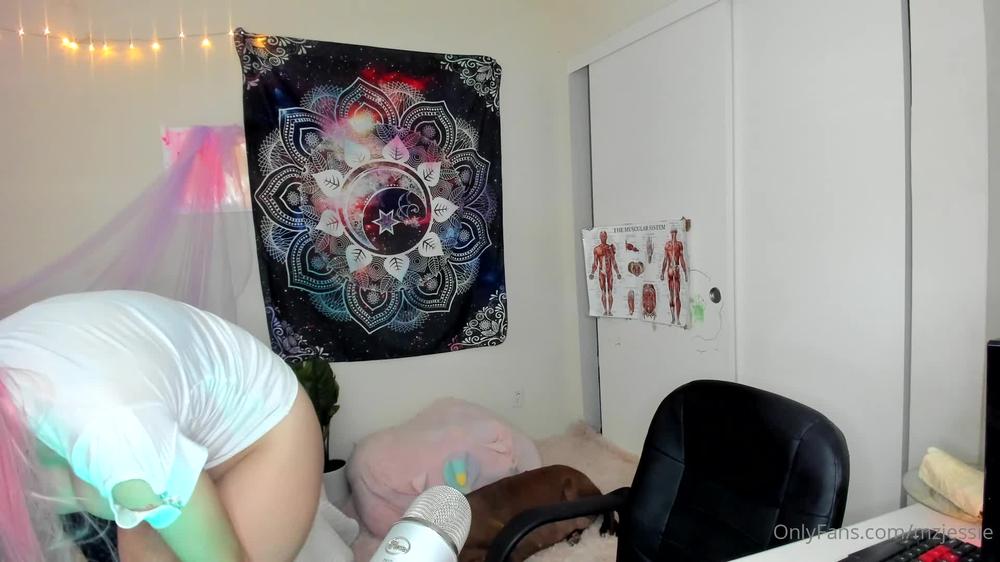 mzjessie 01 02 2021 2022262785 tease