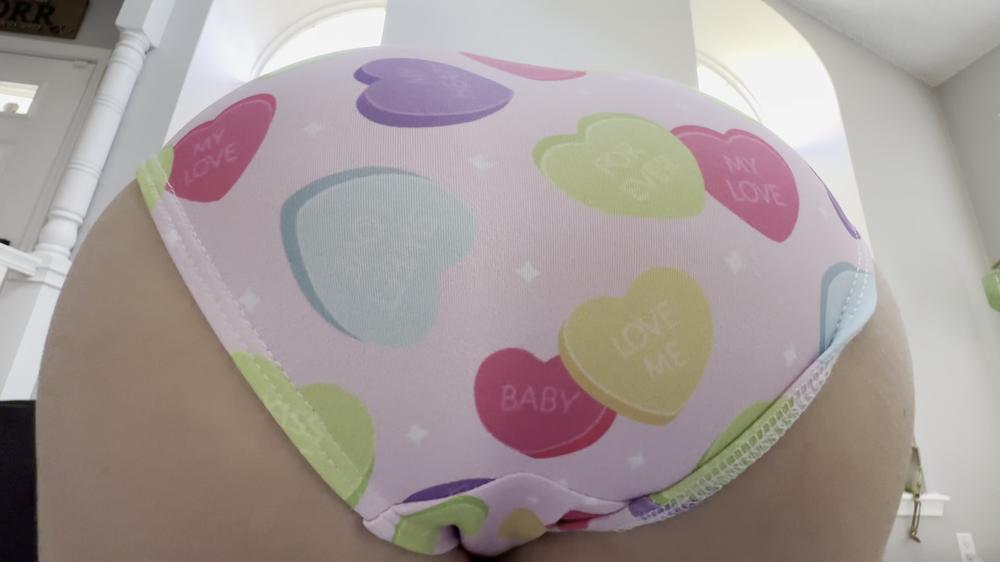 Scarletts Farts - Fairy Wishes Granted!! (Farting Pov)