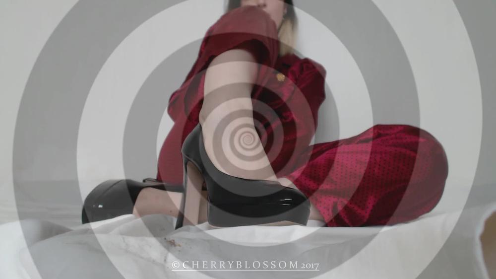 Misstressliliya Dangling Your Sanity H Y P N O S I S