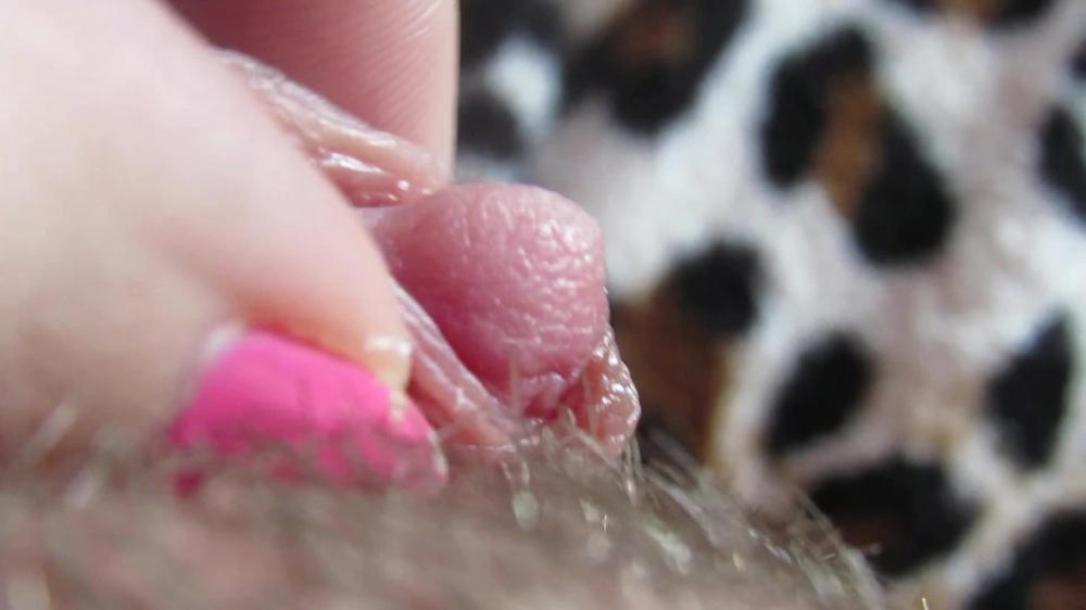 Cuteblonde666 Extreme Close Up On My Hard Clit Head