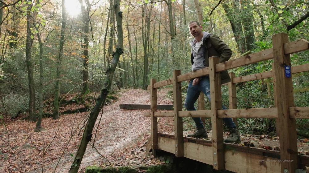jaysnakesxxx 02 12 2019 96568385 A wee in the woods, nearly caught an all lol