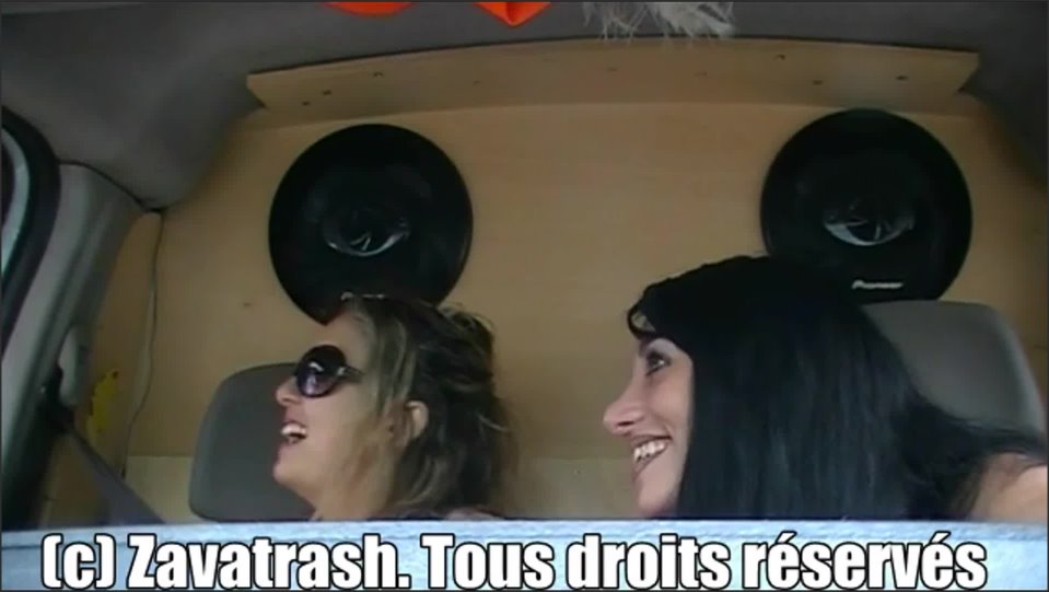 Zavatrash_Amateur_French_X264 (70)