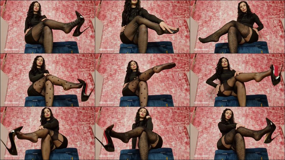 Nylon foot trance - part 3 - June 24, 2023