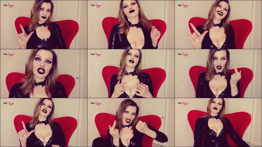 Goth Goddess for a loser
