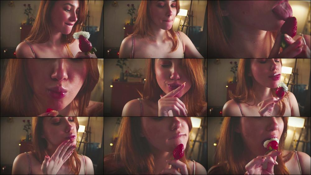 Teasing Goddess can eat strawberry very sexy