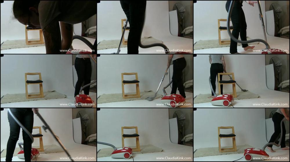 Vacuuming My Studio Space - November 07, 2019