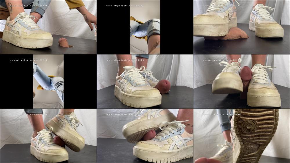 Tramplegirls Shoejobs and Cockcrush - Asics Japan Shoejob - An Experience With Sneakers - Slavecam - 4K