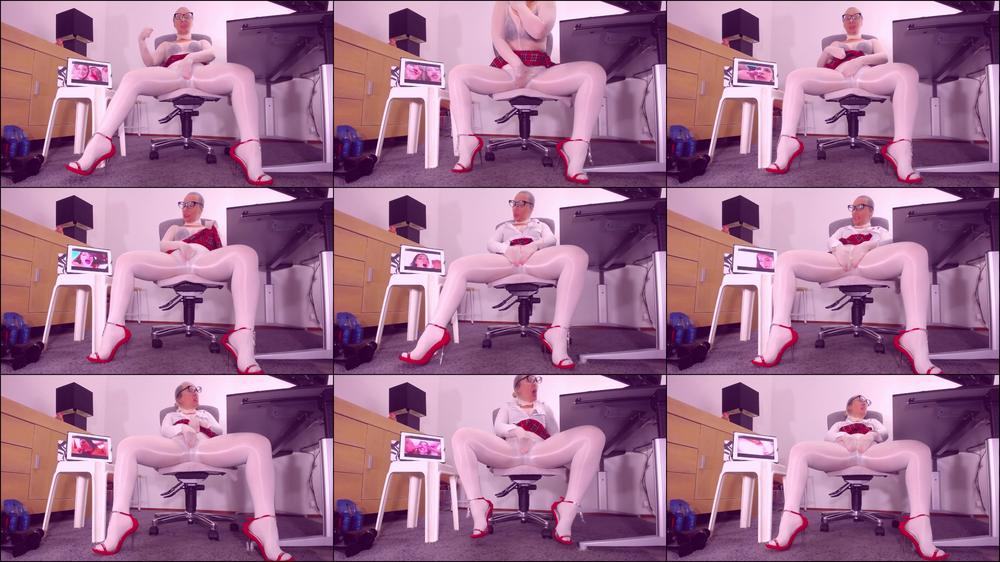 Dump ur wife, wanker, join porn club