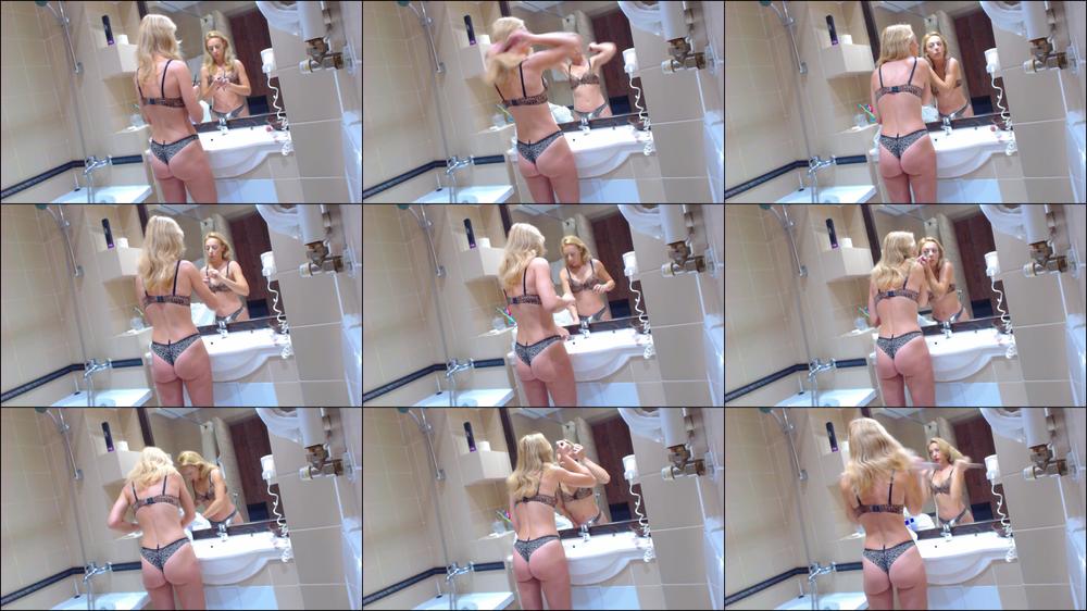 Kinkyporncpl Make Up In Front Of The Mirror