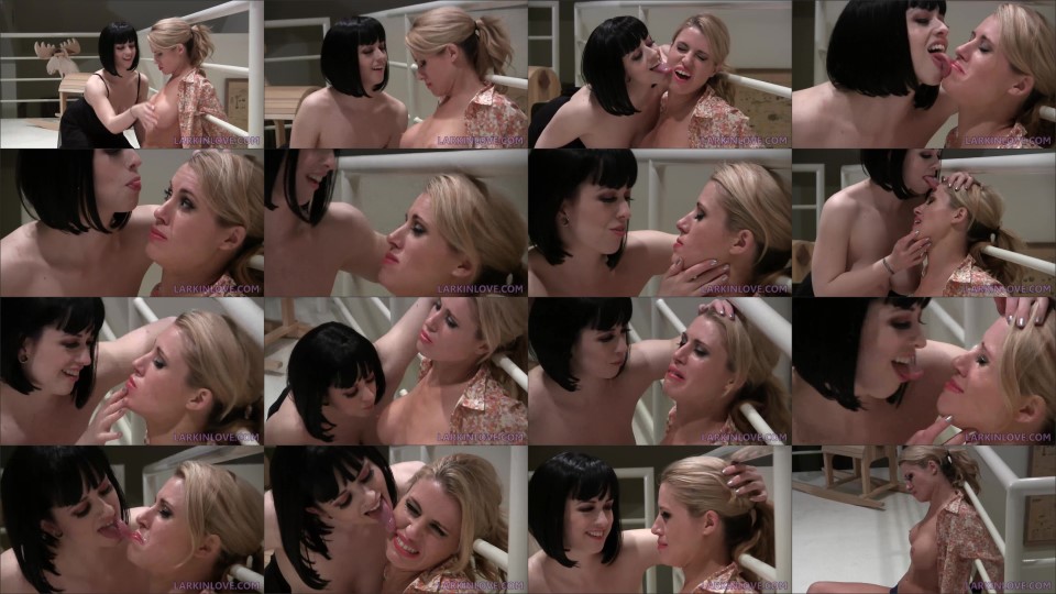 Larkin Love Bound Face Lickin