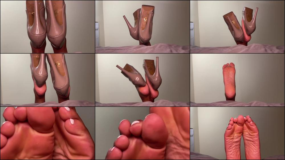 Ebony Girl Dangles Removes Guess Pumps