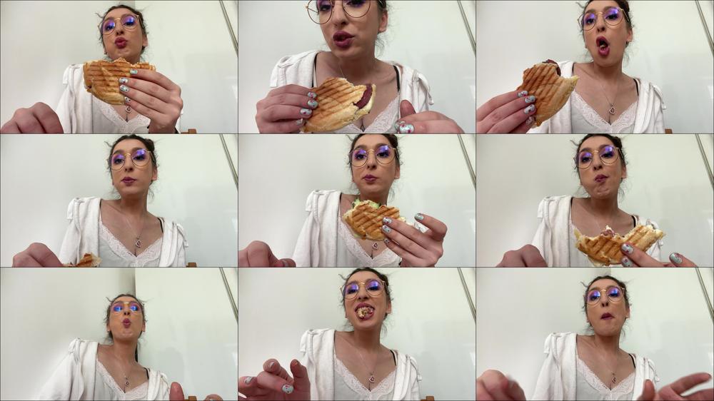 Eating my crunchy sandwich ASMR - February 13, 2021
