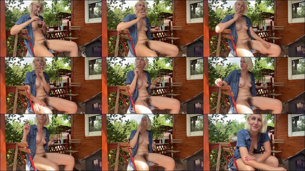 Cuteblonde666 Coffee Break With Smoking Hairy