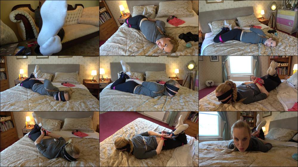 Ariel Anderssen Naughty Aunt Craves A Hogtie