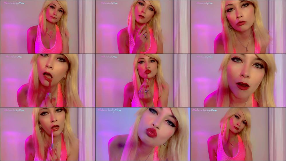 Glossy Glitter Lips - July 12, 2022