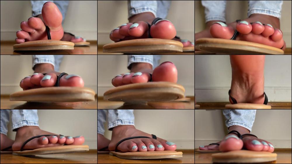 Giantess Flip Flops
