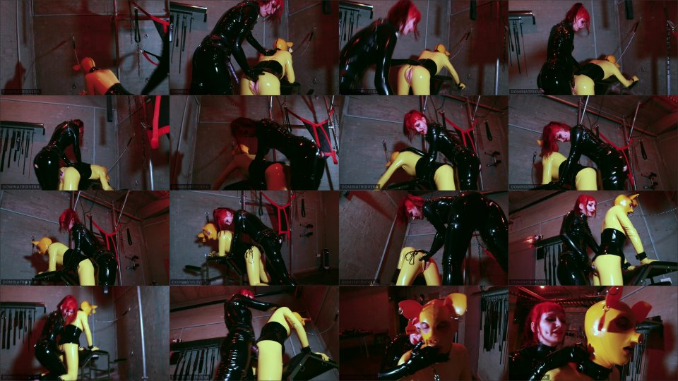 Dominatrixvera Pegging My Rubber Piggy Natalie Goth