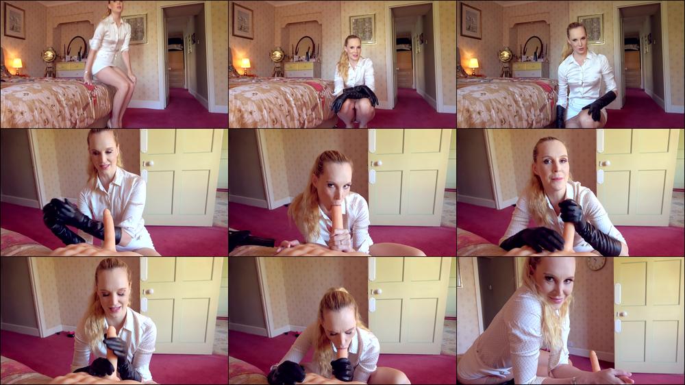 Ariel Anderssen Auntys Leather Gloved Bj