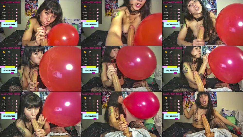 SUCKING MY BIG DILDO -R20 B2P - March 05, 2021