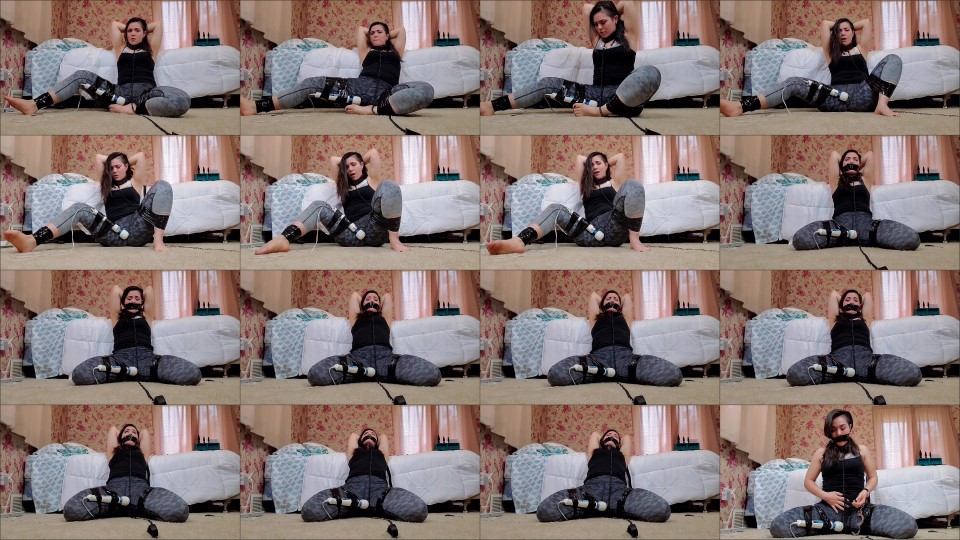 Delilahreigns Bondage Tape In Yoga Pants