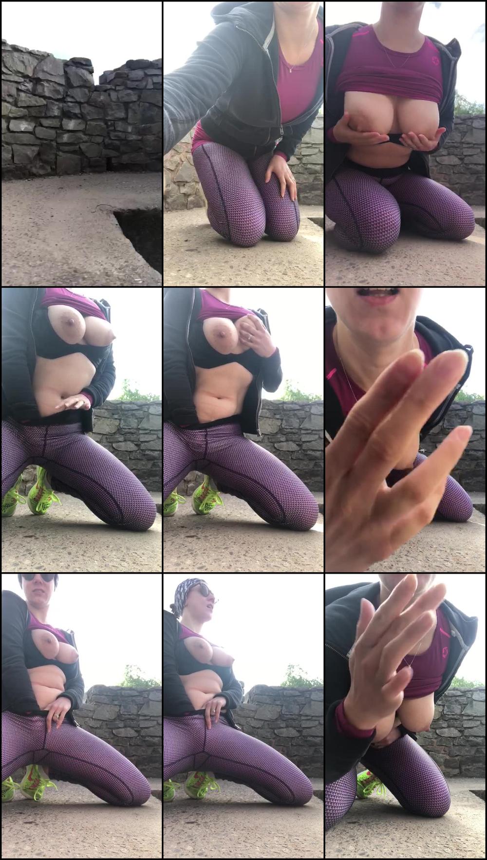 Fingering in Public