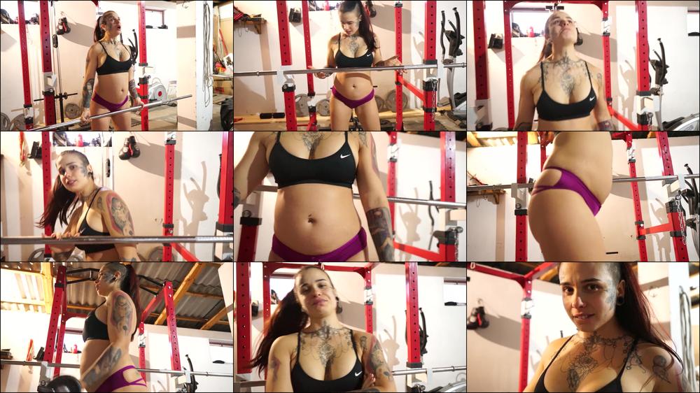 Gymbabe Pregnant Biceps Workout