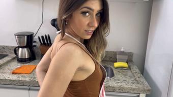 Kitchens passionate fuck (Akali Lunar)