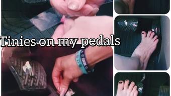 Tinies taped to my pedals - Aug 30, 2022 (Lanalocks)