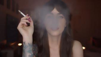 Smoking VS120s Up Close (Dani Lynn)