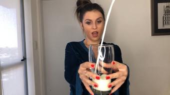 A Cup of Milk (Rebecca de Winter)