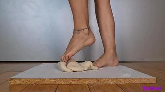 Trample Mania - Trampling - Crushin - Bare Feet Dough Crush - 4K Mp4 (Trample Mania - Trampling - Crushin)
