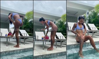 aeasia 212037738 2021 10 17 will you please rub sun lotion on me  (aeasia)