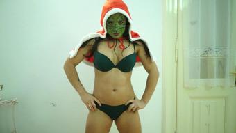 Gymbabe Grinch Muscle Domination (GymBabe)