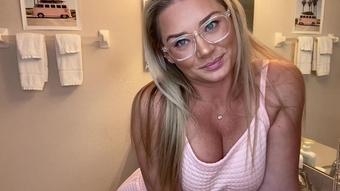 Pregnancy Fetish Mom Daughter Share Bf (LauranVickers)