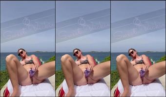 Squirting By The Ocean (SweetVickie)