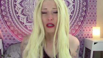 Mia Fox Hayfever Sneezing And Snot Fetish (Mia_Fox)
