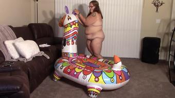 Llamafloat fuck & pop (Alexis Rain)