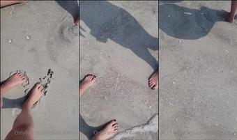 danicadillon 05 05 2021 2101115328 sandy feet with some dirty talk..... why not (danicadillon)