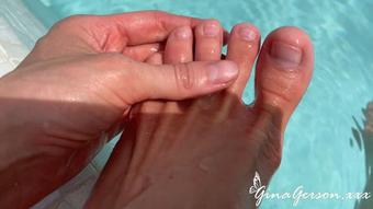 Feet fetish (Gina Gerson Real)