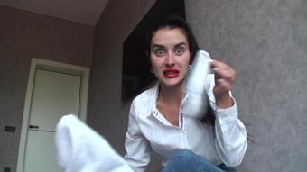 Queen Lusy - Delicious Sweaty My Feet (1920X1080 Hd) Wmv (Queen Lusy)